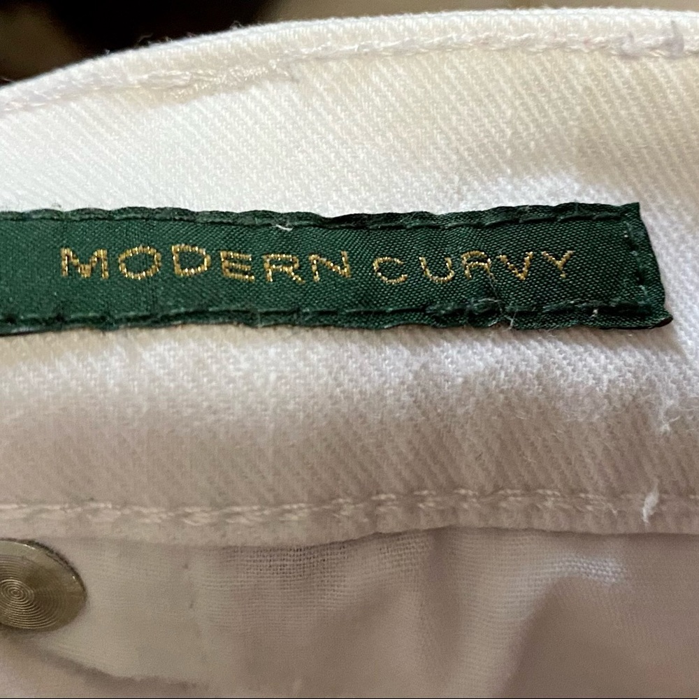 Lauren jeans Ralph Lauren white modern curvy fit jeans. - Picture 15 of 15
